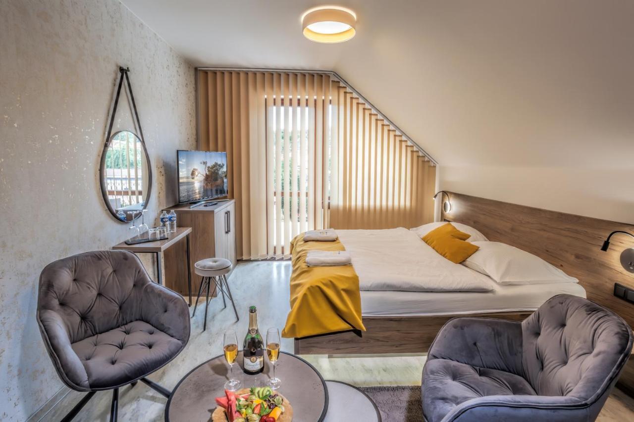 Hotel Beta Bzenec Ngoại thất bức ảnh
