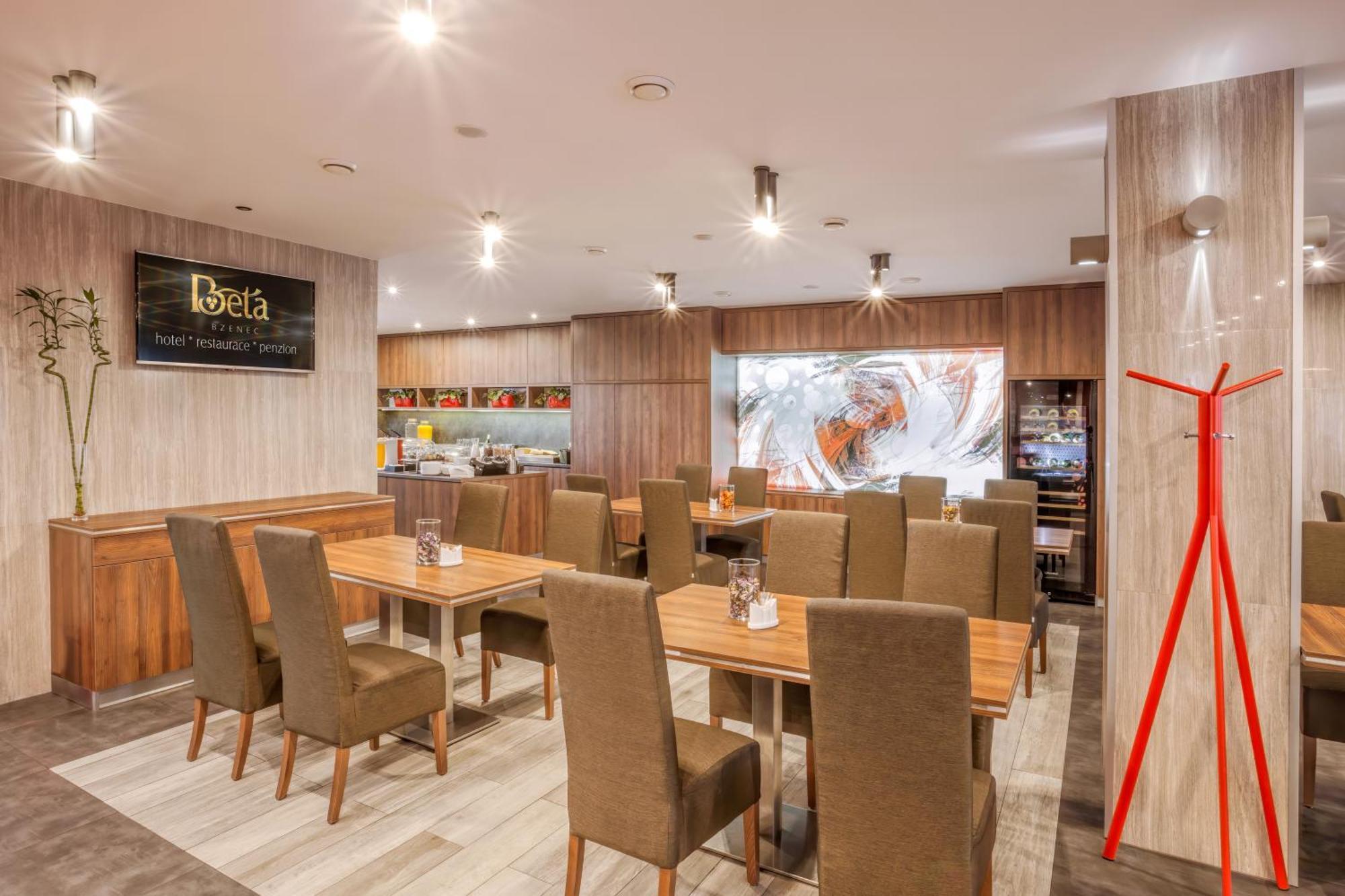 Hotel Beta Bzenec Ngoại thất bức ảnh