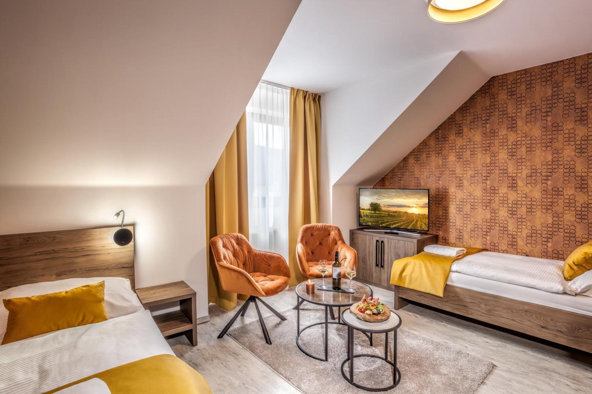 Hotel Beta Bzenec Ngoại thất bức ảnh