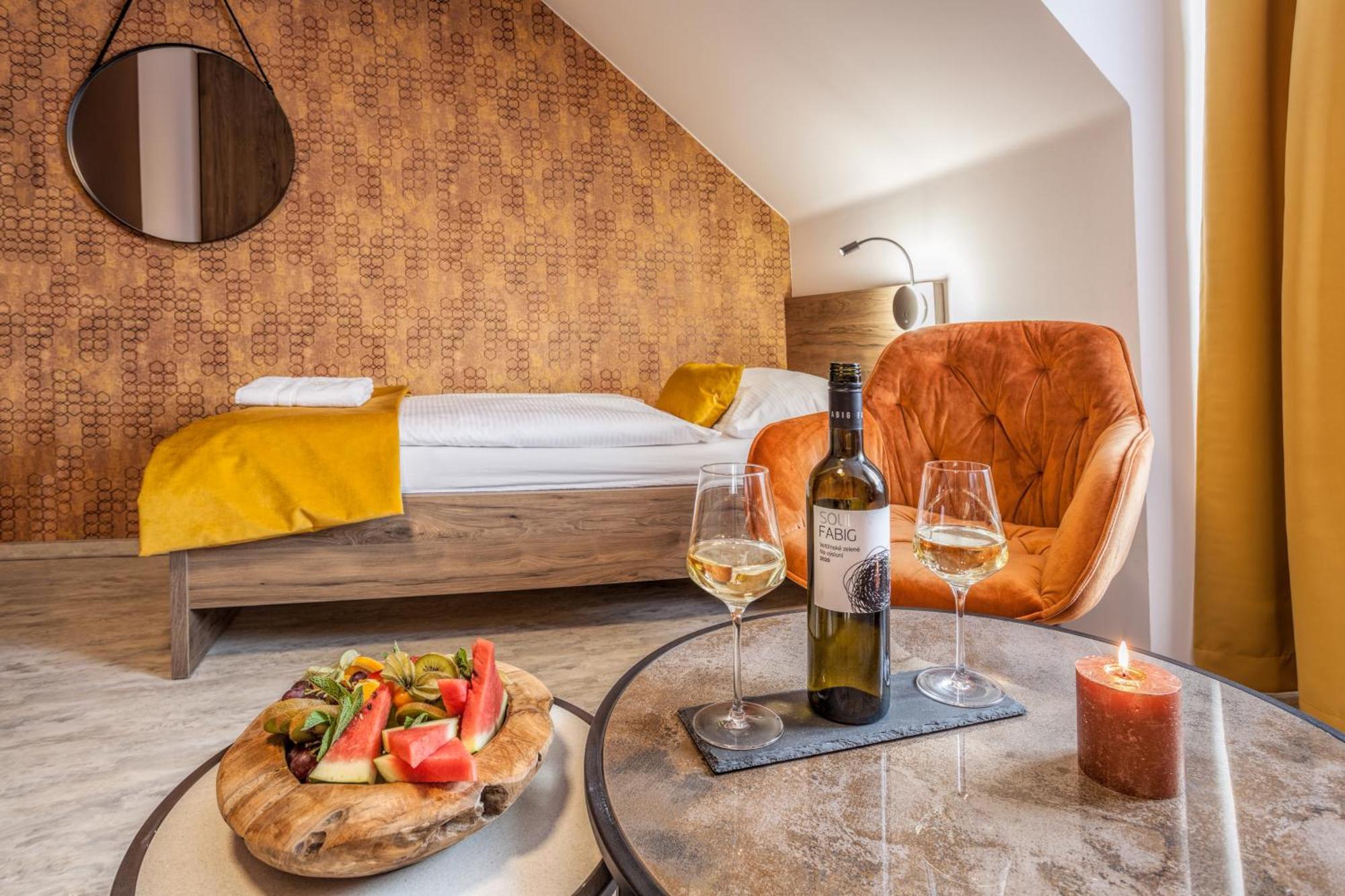 Hotel Beta Bzenec Ngoại thất bức ảnh